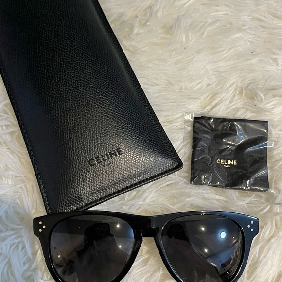 Brand new Celine sunglasses CL40102F - Picture 4 of 4